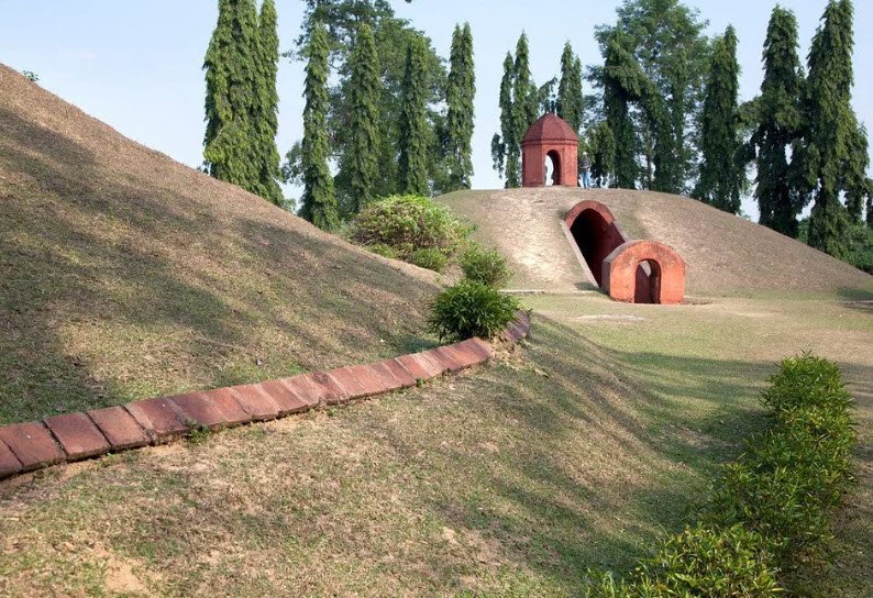 Borpatra Pukhuri